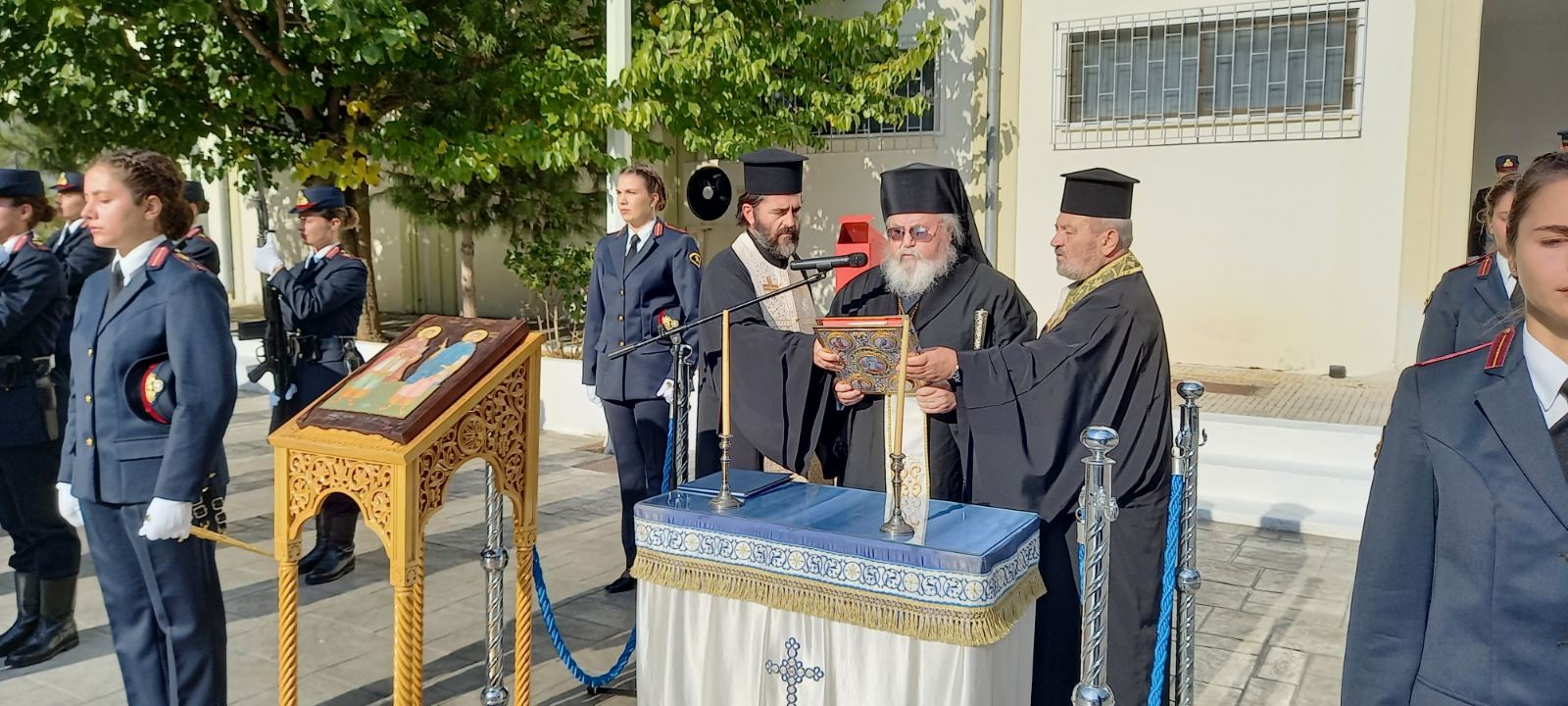 Ο ΣΕΒΑΣΜΙΩΤΑΤΟΣ ΠΟΙΜΕΝΑΡΧΗΣ ΜΑΣ ΣΤΗΝ ΟΡΚΩΜΟΣΙΑ ΤΩΝ ΠΡΩΤΟΕΤΩΝ ΣΠΟΥΔΑΣΤΩΝ ΤΗΣ Σ Α Ν (ΣΧΟΛΗΣ ΑΞΙΩΜΑΤΙΚΩΝ ΝΟΣΗΛΕΥΤΙΚΗΣ)